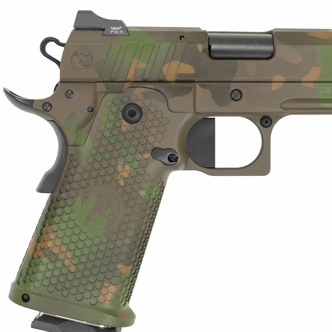 PISTOLET SAMOPOWTARZALNY NIGHTHAWK PRESIDENT DS BOARDROOM SERIES - IOS STANDARD REAR SIGHT & FRONT SIGHT, HILLBILLY 223 CUSTOM CERAKOTE GREEN MULTI CAM, KAL.: 9 x 19 mm