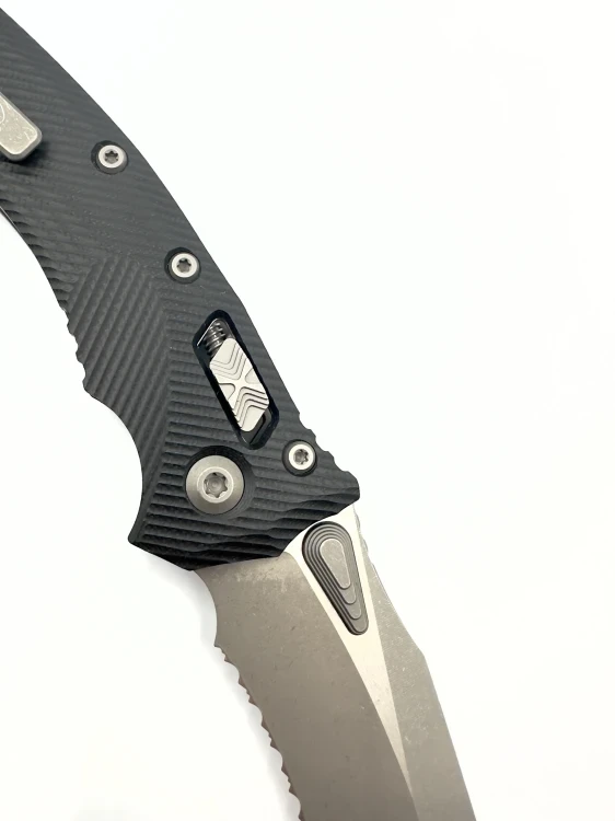 NÓŻ MICROTECH AMPHIBIAN RAM-LOK APOC PART SERR FLUTED BLACK G10