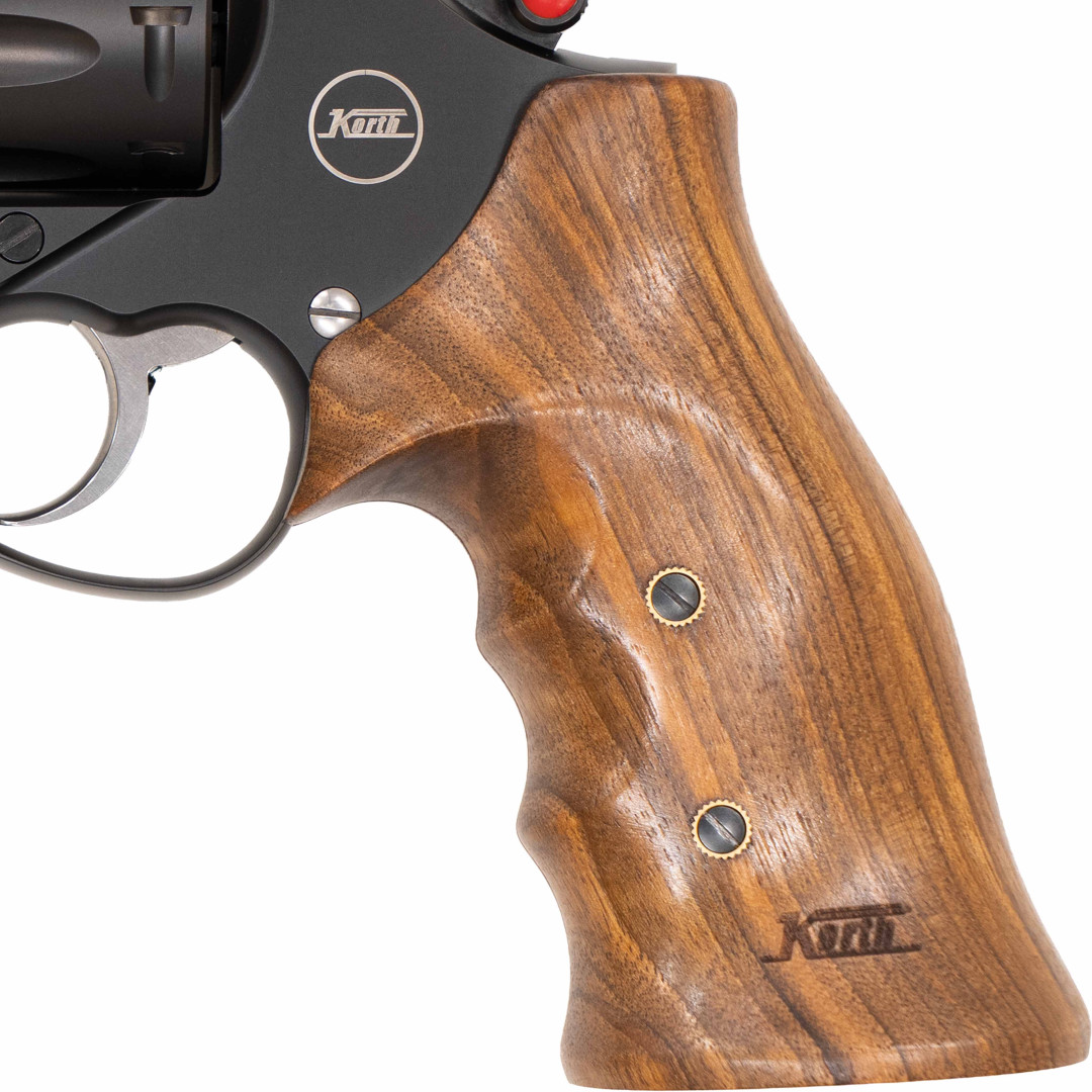 REWOLWER KORTH RANGER NXS; OŚMIOSTRZAŁOWY; KAL. .357 Mag; 4"; CHWYT JM