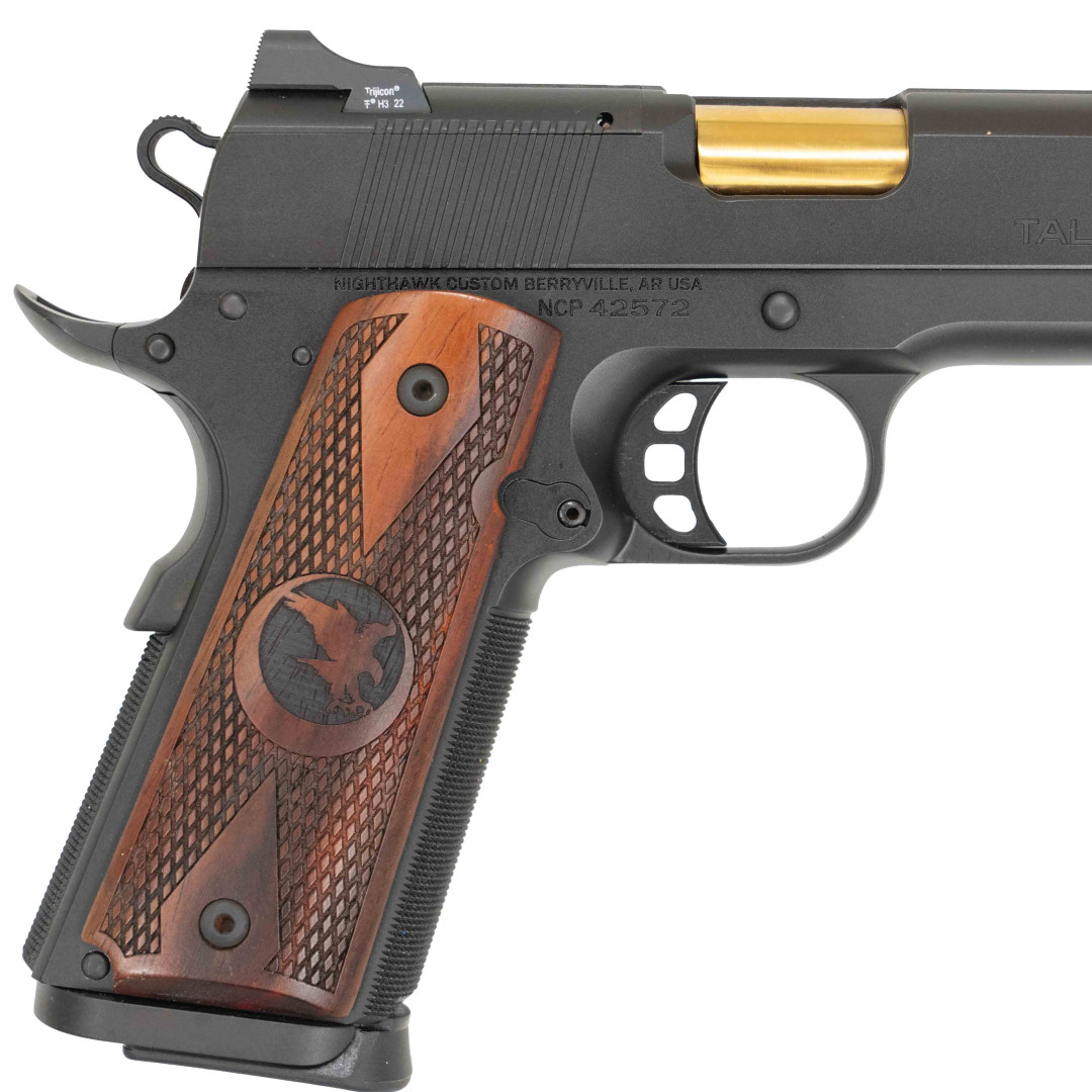 PISTOLET SAMOPOWTARZALNY NIGHTHAWK TALON GOV GOLD NITRIDE BARREL, GOLD NITRIDE FINISH, BARREL ONLY SIGHT UPGRADE - NIGHTHAWK IOS, INCLUDES NIGHTHAWK IRON SIGHT PLATE WITH NOVAK SIGHT CUT, STANDARD REAR SIGHT, & FRONT SIGHT, KAL.: .45 ACP