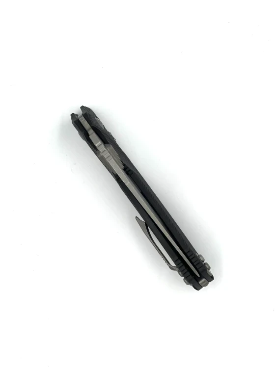 NÓŻ MICROTECH AMPHIBIAN RAM-LOK APOC PART SERR FLUTED BLACK G10