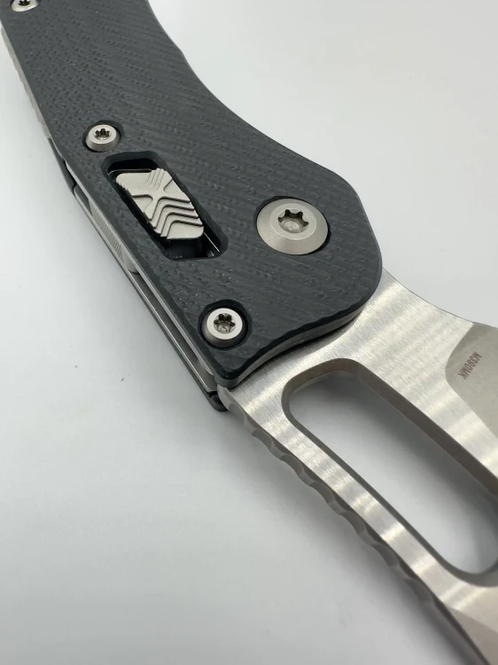 NÓŻ MICROTECH STITCH S/E RAM- LOK FLUTED G-10 BLACK STD