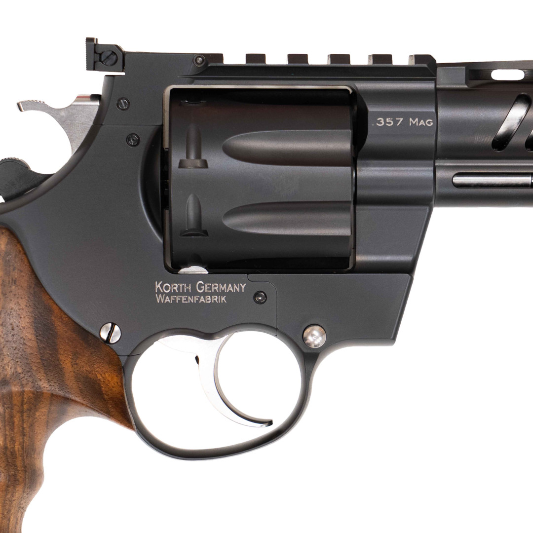 REWOLWER KORTH RANGER NXS; OŚMIOSTRZAŁOWY; KAL. .357 Mag; 6"; CHWYT JM