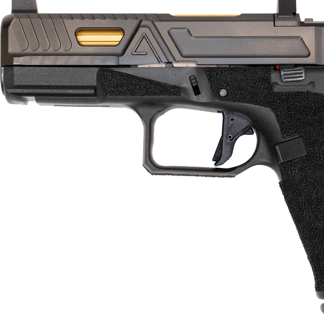 PISTOLET SAMOPOWTARZALNY W ZESTAWIE Z DODATKOWĄ LUFĄ Z KOMORĄ NABOJOWĄ BEZ GWINTU ZEWNĘTRZNEGO AGENCY ARMS GLOCK 45 GEN.5, FULL BUILD IN BLK, KAL.: 9 x 19 mm