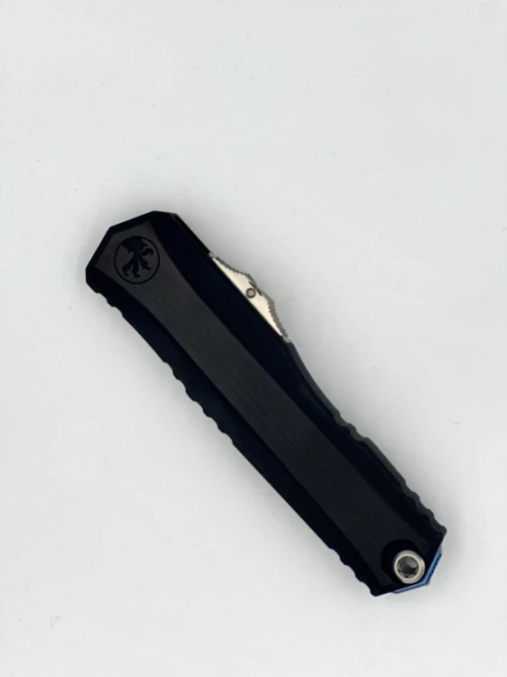 NÓŻ MICROTECH CYPHER® II - WHARNCLIFFE MARFIONE SELECT BAKER FORGE COPPERMAI DAMASCUS HEFTED ALLOY HARD CUT BRONZED W/ DLC ACCENTS AND TRITIUM BUTTON INSERT