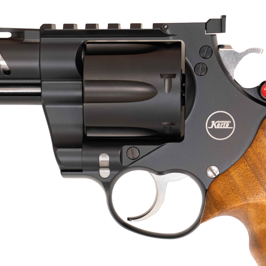 REWOLWER KORTH RANGER NXR; KAL. .44 Rem. Mag; 6"; JIM WILSON GRIP