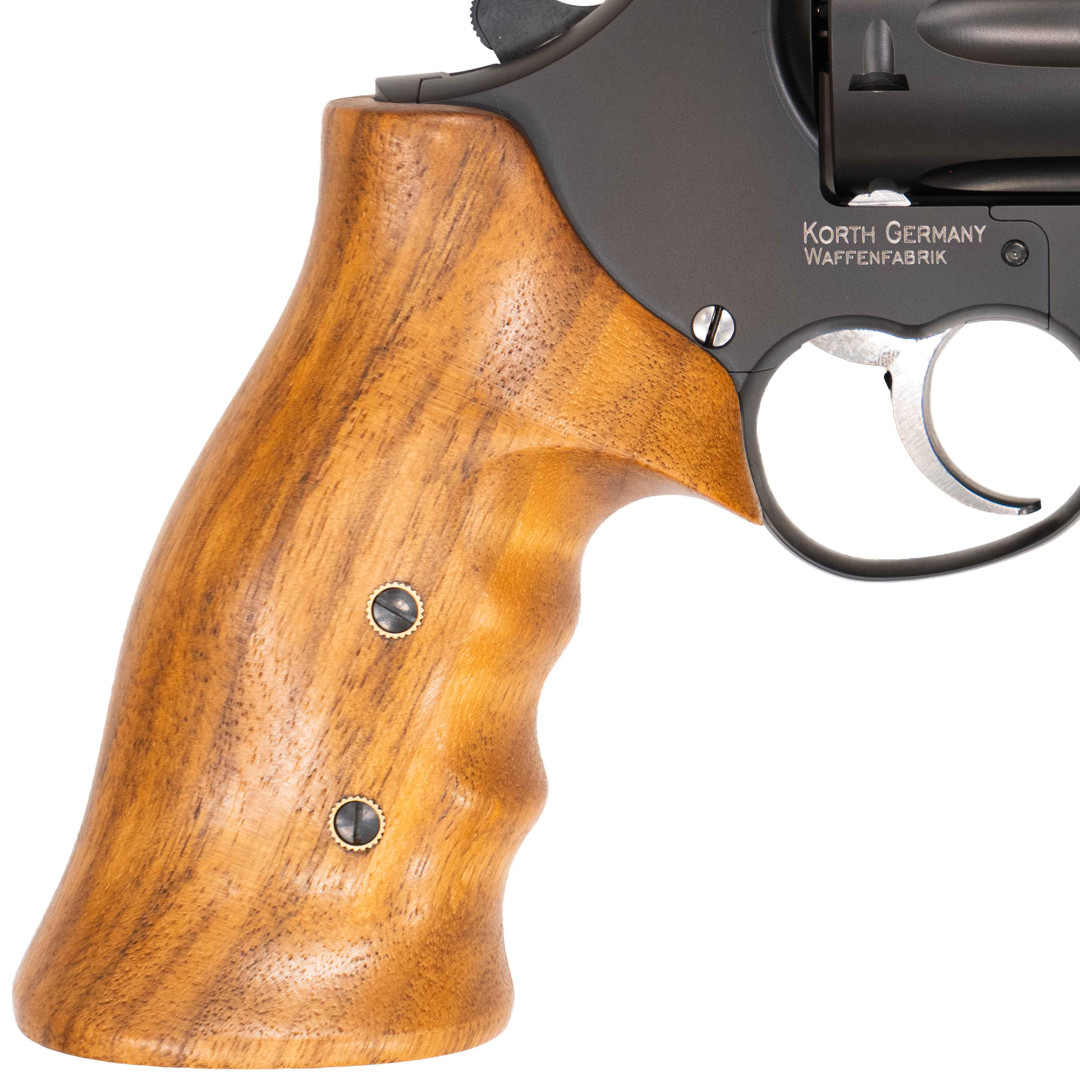 REWOLWER KORTH RANGER NXR; KAL. .44 Rem. Mag; 6"; JIM WILSON GRIP