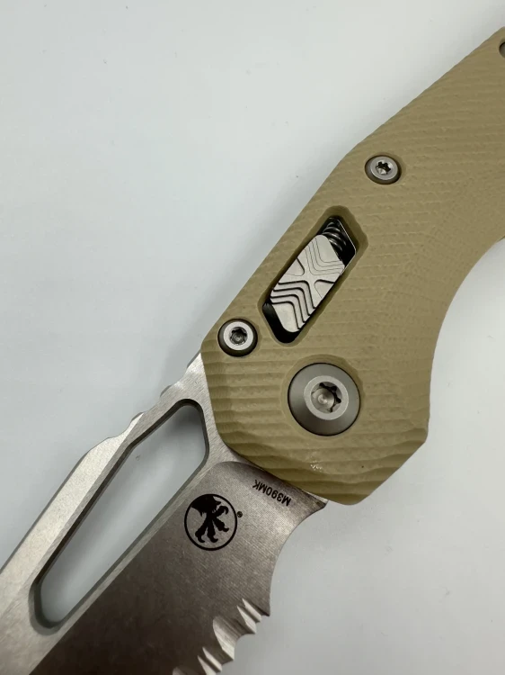NÓŻ MICROTECH MSI® S/E F LUTED G-10 TAN STONEWASH PARTIAL SERRATED