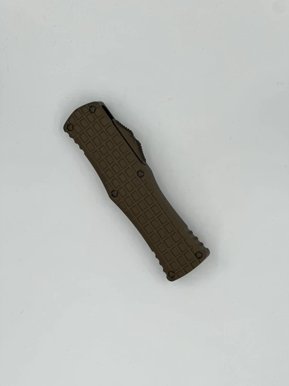 NÓŻ MICROTECH HERA® HELLHOUND® - FRAG SIGNATURE SERIES CERAKOTE CHOCOLATE BROWN STANDARD