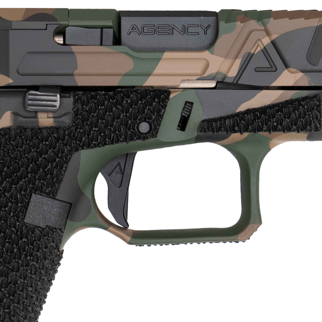 PISTOLET SAMOPOWTARZALNY W ZESTAWIE Z DODATKOWĄ LUFĄ Z KOMORĄ NABOJOWĄ BEZ GWINTU ZEWNĘTRZNEGO, AGENCY ARMS FULL BUILD CUSTOM URBAN, GLOCK 19 GEN.5, FLUTED BARREL, KAL.: 9 x 19 mm