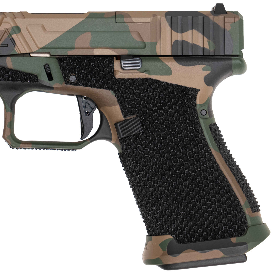 PISTOLET SAMOPOWTARZALNY W ZESTAWIE Z DODATKOWĄ LUFĄ Z KOMORĄ NABOJOWĄ BEZ GWINTU ZEWNĘTRZNEGO, AGENCY ARMS FULL BUILD CUSTOM URBAN, GLOCK 19 GEN.5, FLUTED BARREL, KAL.: 9 x 19 mm