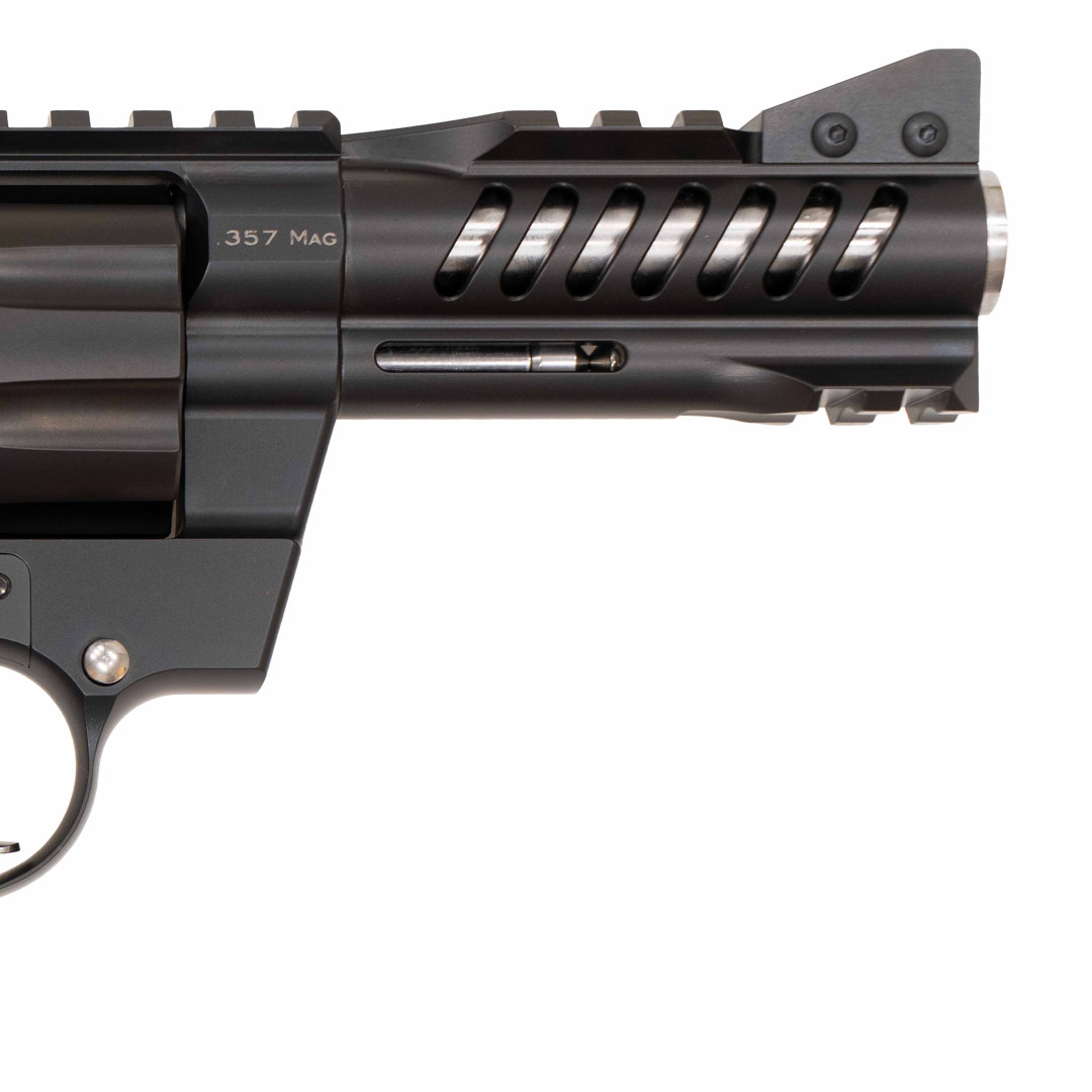 REWOLWER KORTH RANGER NXS; OŚMIOSTRZAŁOWY; KAL. .357 Mag; 4"; CHWYT JM