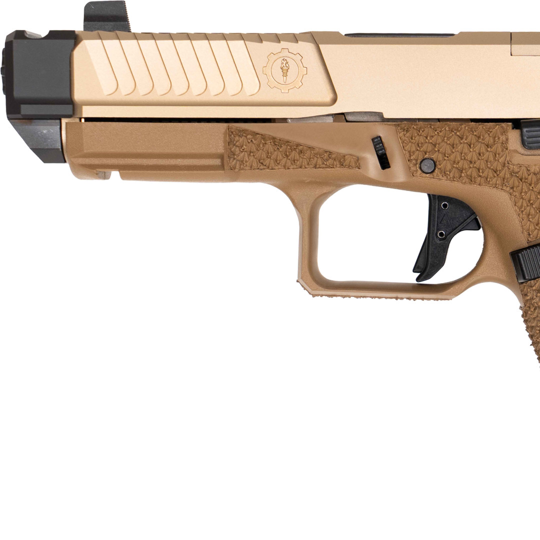 PISTOLET SAMOPOWTARZALNY AGENCY ARMS W ZESTAWIE Z DODATKOWĄ LUFĄ Z KOMORĄ NABOJOWĄ BEZ GWINTU ZEWNĘTRZNEGO GLOCK 19X SAGE FDE PVD LIMITED EDITION; KAL.: 9 x 19 mm